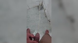 SHOWER PEE IN SLOW MOTION - 13 image
