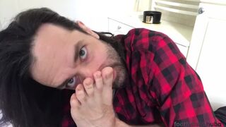 Self foot sniff cum on my feet soles - 1 image