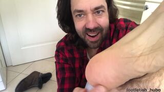 Self foot sniff cum on my feet soles - 12 image