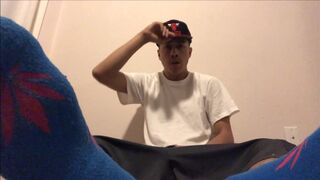 Jerking My Dick - SexySaggerYo