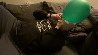 BHLDN - LATEX GLOVE BREATHPLAY - OVER 4 MINUTES WITH BALLOON AS BREATHING -