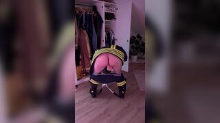 Geiler Feuerwehrmann - 10 image