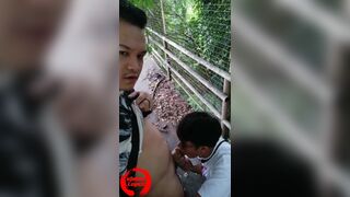 Two young Filipinos who have been on the side of the road |Pinoy Outdoor Engulf - 13 image