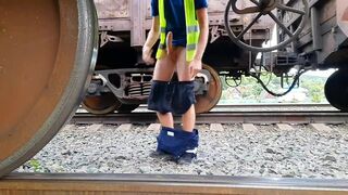 Railway worker TimonRDD discovered a used fucking-rubber and added his jism there - 11 image
