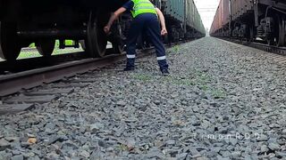 Railway worker TimonRDD discovered a used fucking-rubber and added his jism there - 2 image
