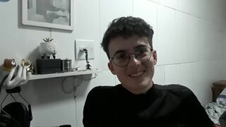 not hawt, but VERY IMPORTANT UPDATE