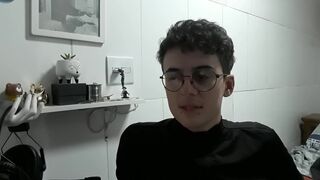 not hawt, but VERY IMPORTANT UPDATE