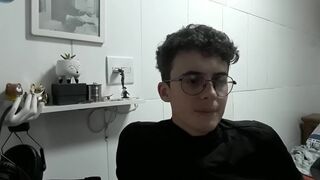 not hawt, but VERY IMPORTANT UPDATE