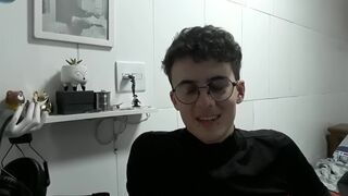 not hawt, but VERY IMPORTANT UPDATE