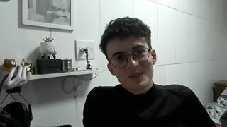 not hawt, but VERY IMPORTANT UPDATE