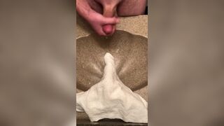 Using lotion to masterbate, look at that thick load at the end ! - 13 image