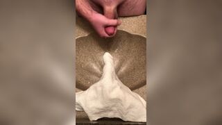 Using lotion to masterbate, look at that thick load at the end ! - 15 image