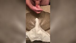 Using lotion to masterbate, look at that thick load at the end ! - 4 image