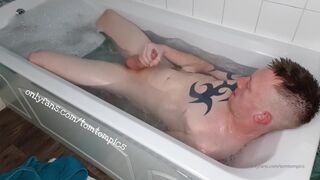 Ginger wanks in bathroom