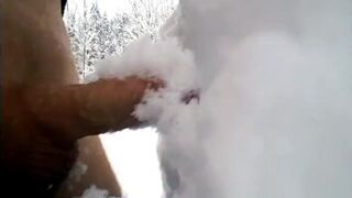Canadian guy fucks the snow and cums in the cold - 3 image