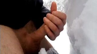 Canadian guy fucks the snow and cums in the cold - 5 image