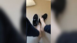 Bare foot taken out of trainers - 8 image