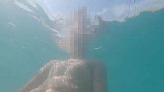 Underwater nude swimming in port public - 14 image