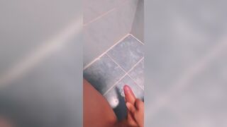 Jerking off (Massive cumshot)