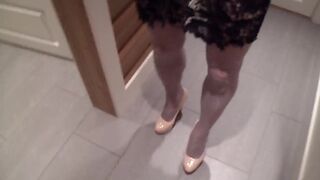 Falke Seidenglatt 15 pantyhose Silber, lace dress and heels - 5 image