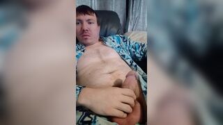BIG DICK BIG CUMSHOT