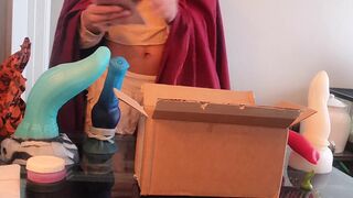 Reviewing the newest Bad Dragon toy in my collection! - 3 image