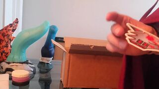 Reviewing the newest Bad Dragon toy in my collection! - 4 image