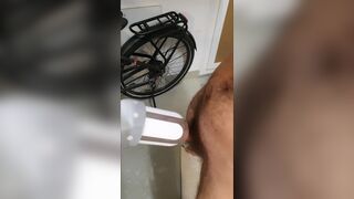 Bido Bido 2017 cums again with his f-machine and toy