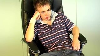 Nubile British amateur Liam T jerks off and cums solo - 2 image