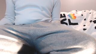 Chilling playing some classic reggae music until I Nut!