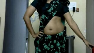 KRITHI Saree Navel Tease, Hip Folds, Belly Shakes Close up man