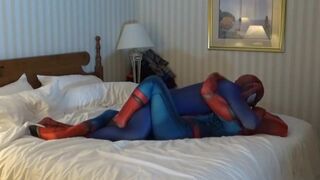 horny classic spiderman overpowers his spider enemy - 11 image