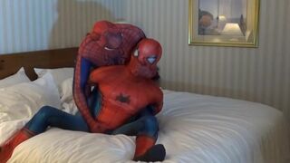 horny classic spiderman overpowers his spider enemy - 6 image