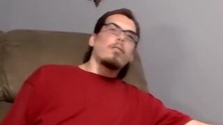 Jock American Joshua smoking before blowjob and cumshot