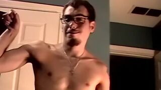 Jock American Joshua smoking before blowjob and cumshot