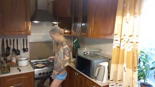 Good morning.  Two bowls and a large sausage.