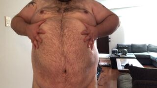 A nice standing pose and performance to pass the time