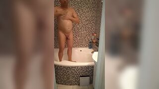 Amateur chubby guy in the shower - 7 image