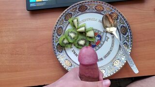 The guy cums sweetly on kiwi and makes the berry tastier - 14 image