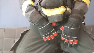 Firefighter Jerking off in Fire Gear