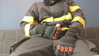 Firefighter Jerking off in Fire Gear