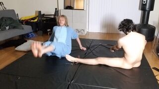 Dante Drackis x MaxMorningstar616 - Pike Presses and Split Stretching - 9/10/2021 - 13 image