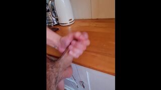Jerking off (cum Shot) - in Public and my Kitchen