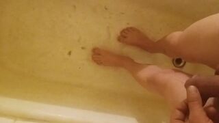 Pacing Naked and Barefoot Peeing on my Foots, in a Bathtub