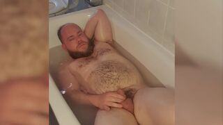 Sexy hairy games in the bathtub - 2 image