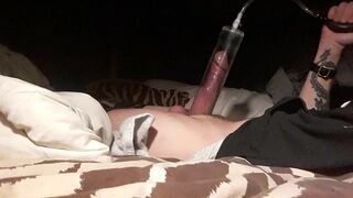 Pumped Up Fat White Cock For Bald Cunni