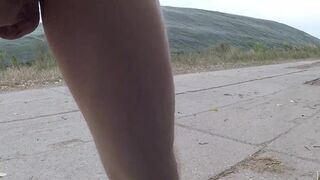 Nude on the plate path cumshot