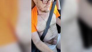 Pup pulls out his small hairy dad dick and jacks off in car