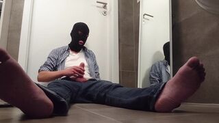 blue jeans barefoot hard hands free quick wank mask