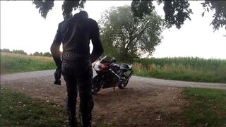 alo biker in a video with my aprilia in leather suit - 15 image